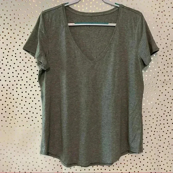 Lululemon Grey Top - Picture 2 of 7